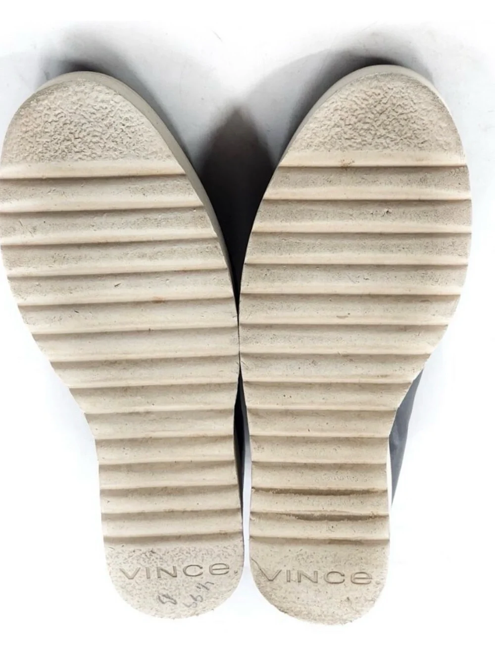 Vince sleek slip